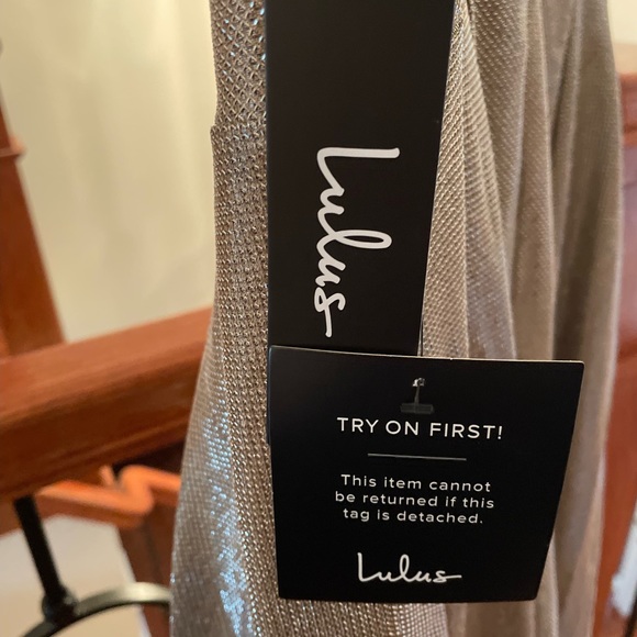 Lulu’s Gold Mini-Dress Women’s Small - Picture 6 of 6